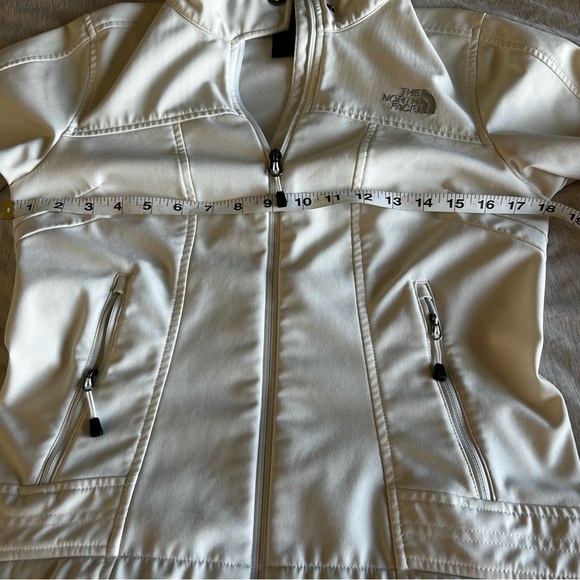 The North Face Women's Small Off-White, Cream Zip Up, Outerwear, Jacket, Coat - Picture 14 of 15